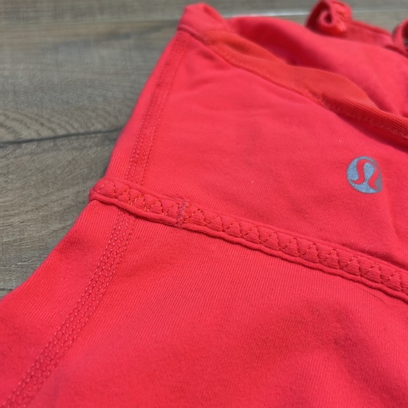 🇨🇦 🍋 Lululemon top 🍋 - Picture 8 of 8